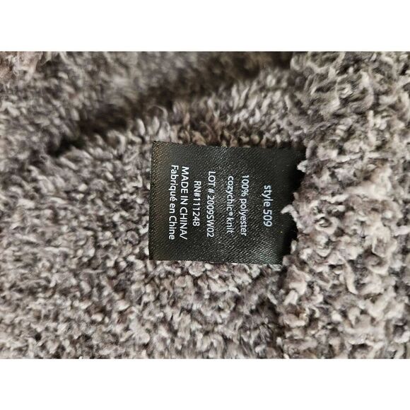 Barefoot Dreams gray long robe. No belt.  Size 1(L). - Picture 5 of 6